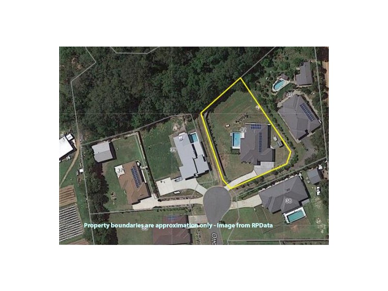 42 Otto Nothling Place, Beerwah QLD 4519