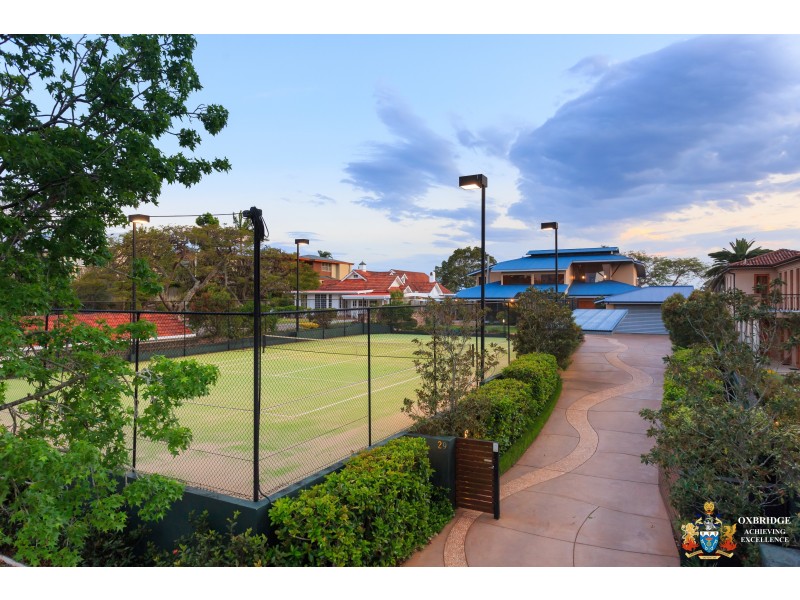 29 Neulans Road, Indooroopilly QLD 4068