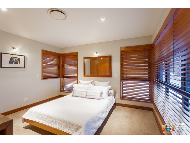 29 Neulans Road, Indooroopilly QLD 4068