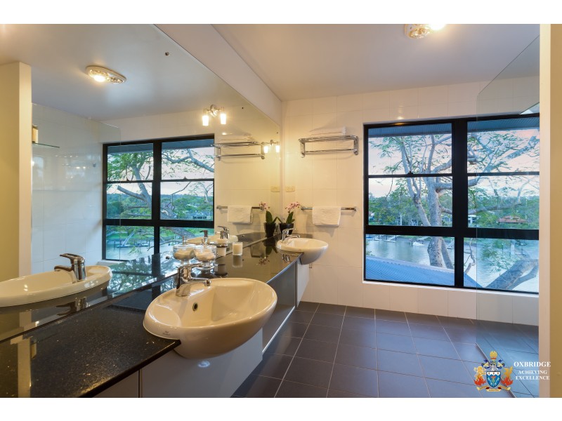 29 Neulans Road, Indooroopilly QLD 4068