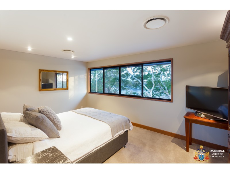 29 Neulans Road, Indooroopilly QLD 4068