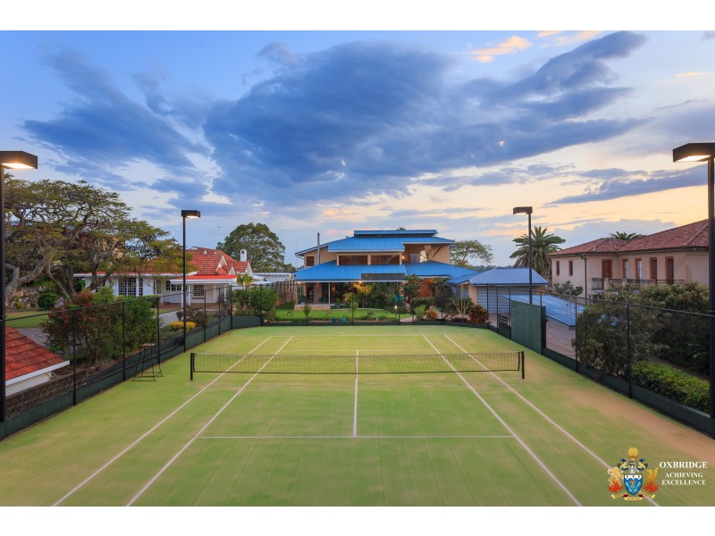 29 Neulans Road, Indooroopilly QLD 4068