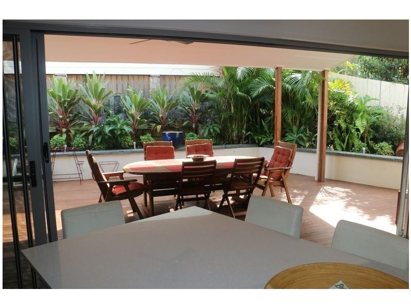 18A Young Street, Milton QLD 4064