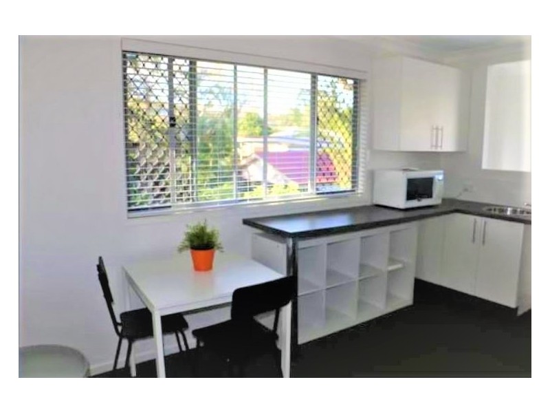 18A Young Street, Milton QLD 4064