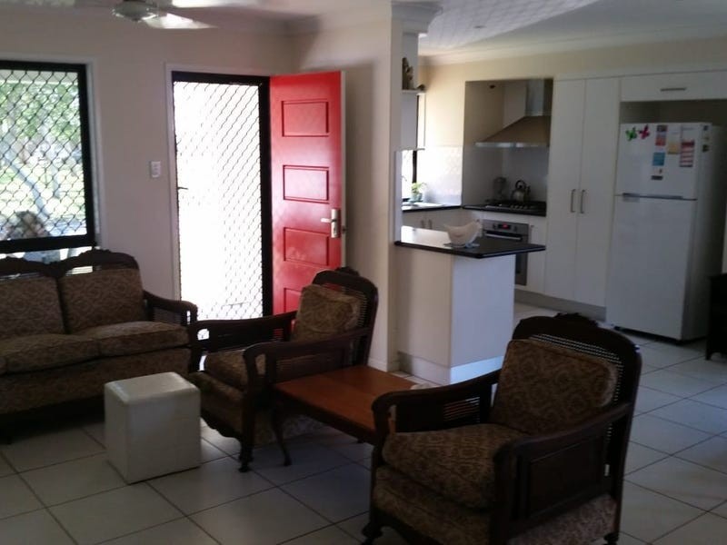 21 Robb Place, South Mackay QLD 4740