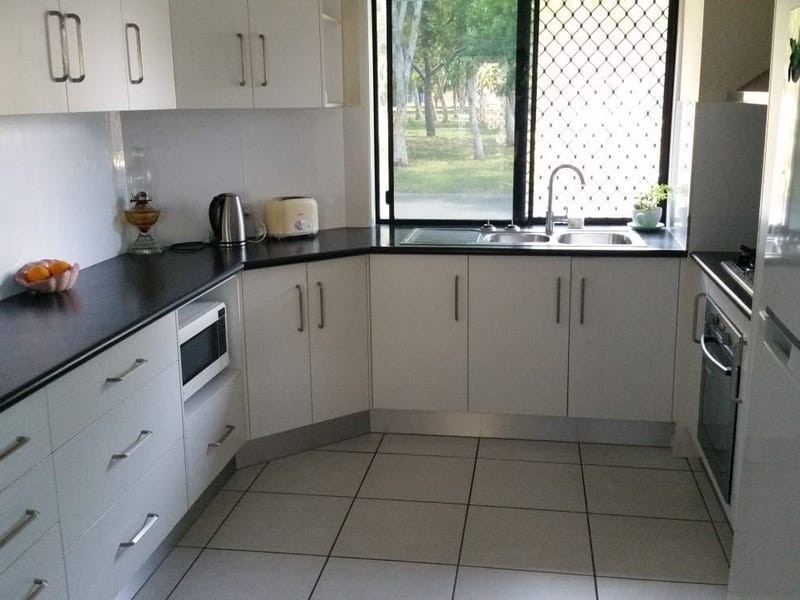 21 Robb Place, South Mackay QLD 4740