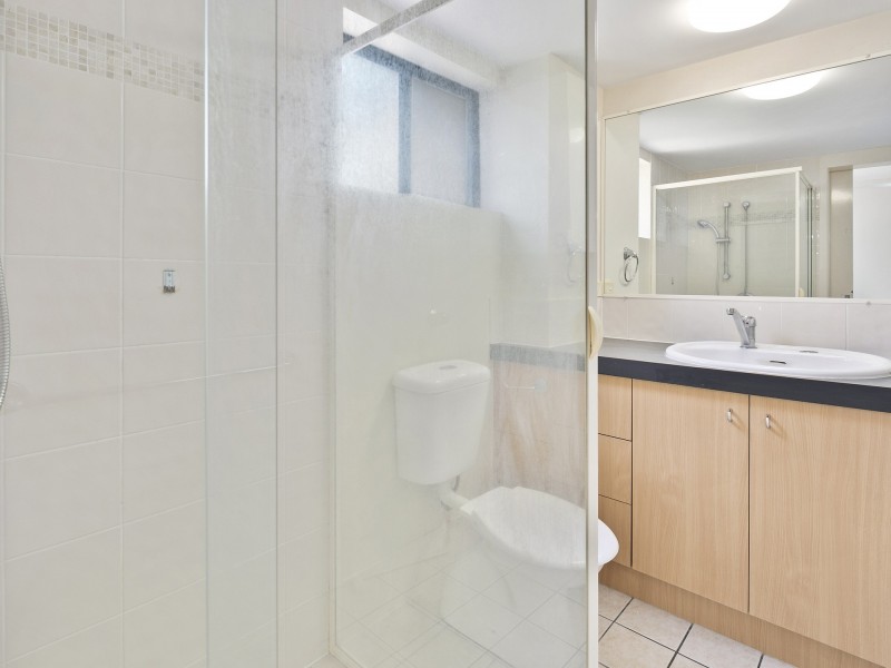 24/38 Palmer Street, Greenslopes QLD 4120