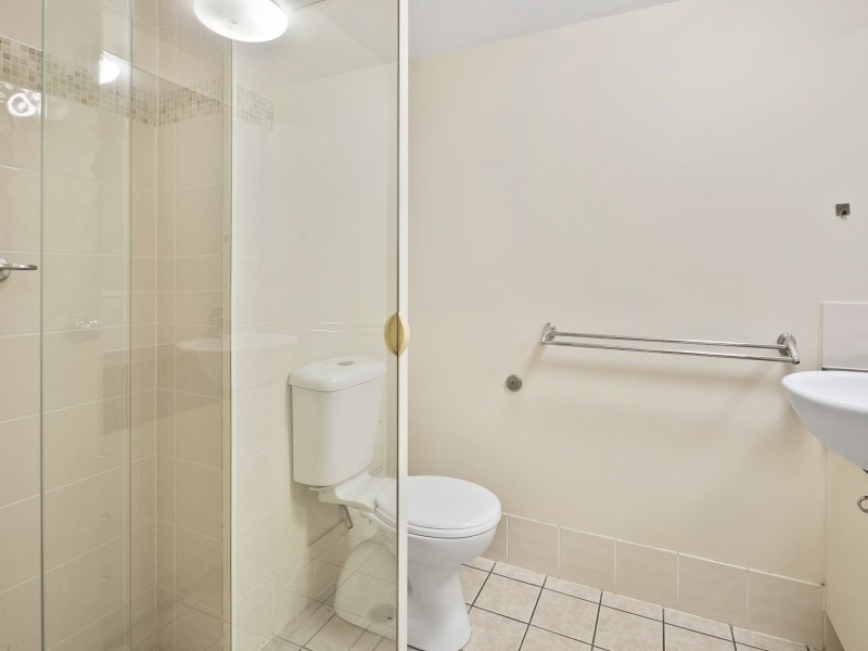 24/38 Palmer Street, Greenslopes QLD 4120