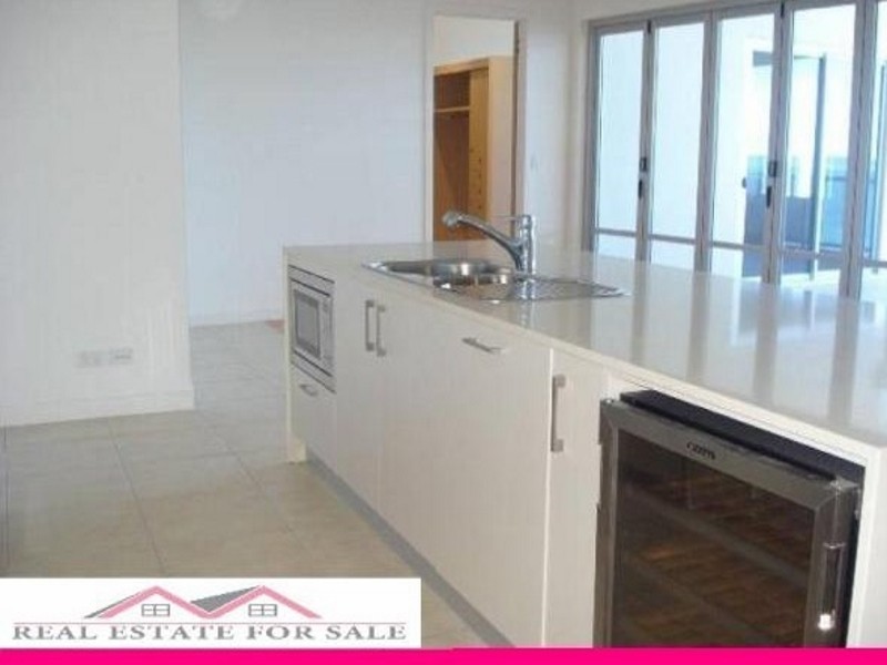 5/5 Horseshoe Bay Road, Bowen QLD 4805