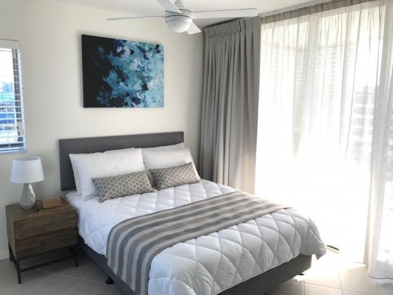 5b/15 Shine Court, Birtinya QLD 4575