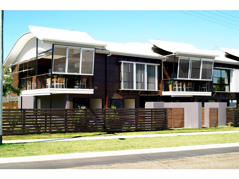 1/190 Cypress Street, Urangan QLD 4655