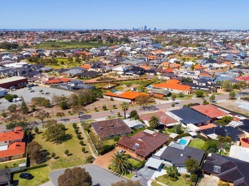 93 Jones Street, Stirling WA 6021