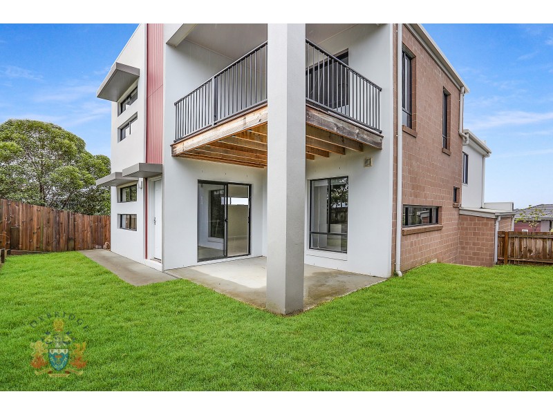 32 McGregor Place, Springfield Lakes QLD 4300