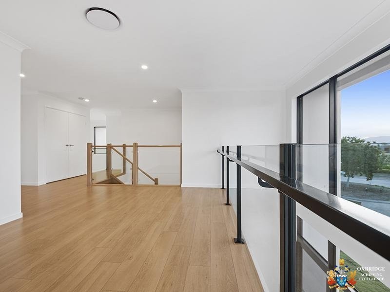 2/2 Heights Drive, Robina QLD 4226