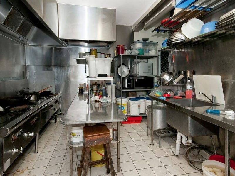 147 Blackstone Road, Silkstone QLD 4304