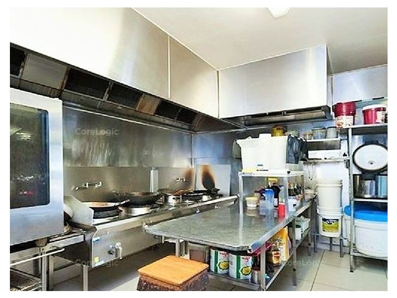 147 Blackstone Road, Silkstone QLD 4304