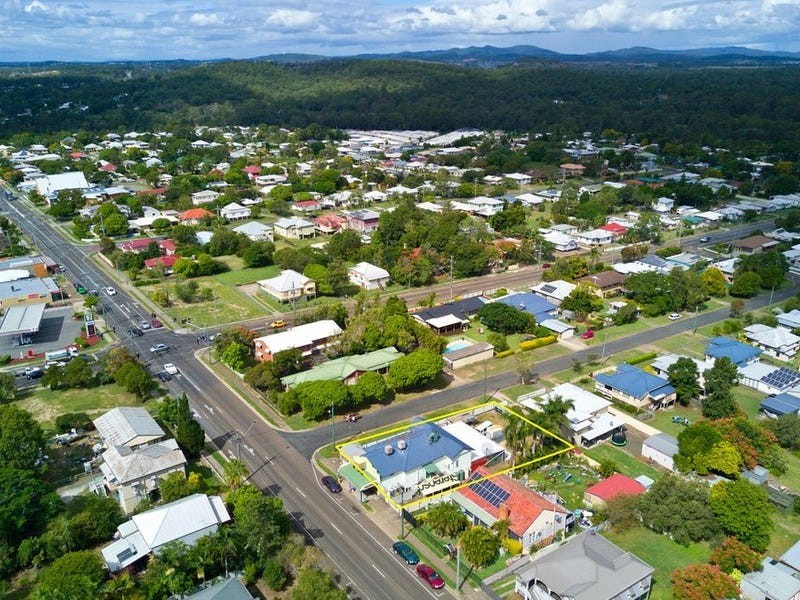 147 Blackstone Road, Silkstone QLD 4304