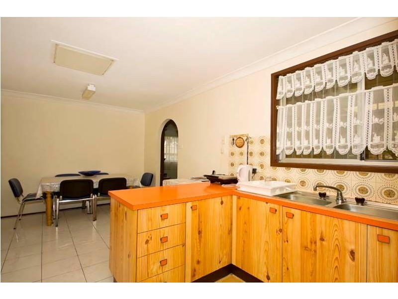 Bossley Park NSW 2176