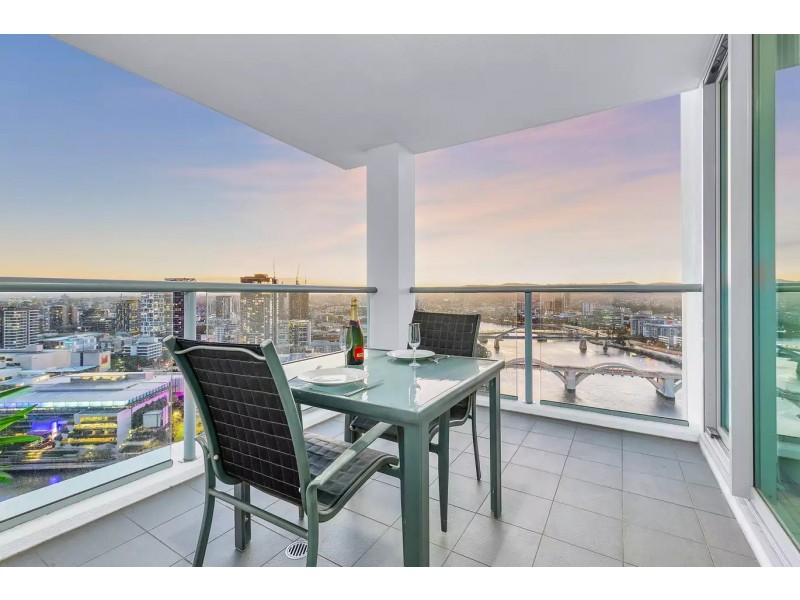 Room 1, 124/18 Tank Street, Brisbane QLD 4000