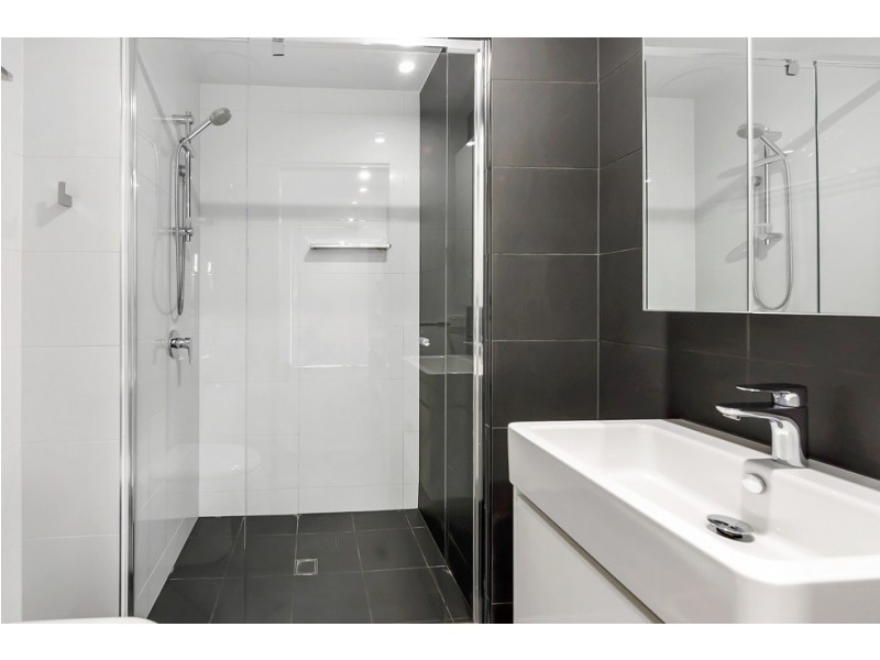 28 Wolseley Street, Woolloongabba QLD 4102