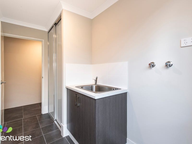 168 Lyon Road, Aubin Grove WA 6164