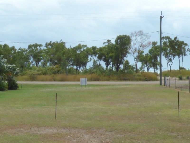 71 Pitcairn Avenue, Bowen QLD 4805