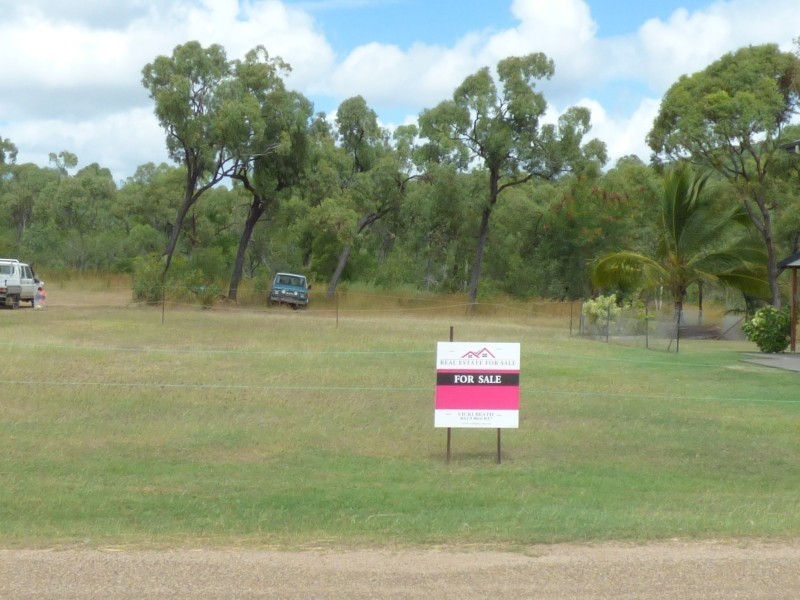 71 Pitcairn Avenue, Bowen QLD 4805