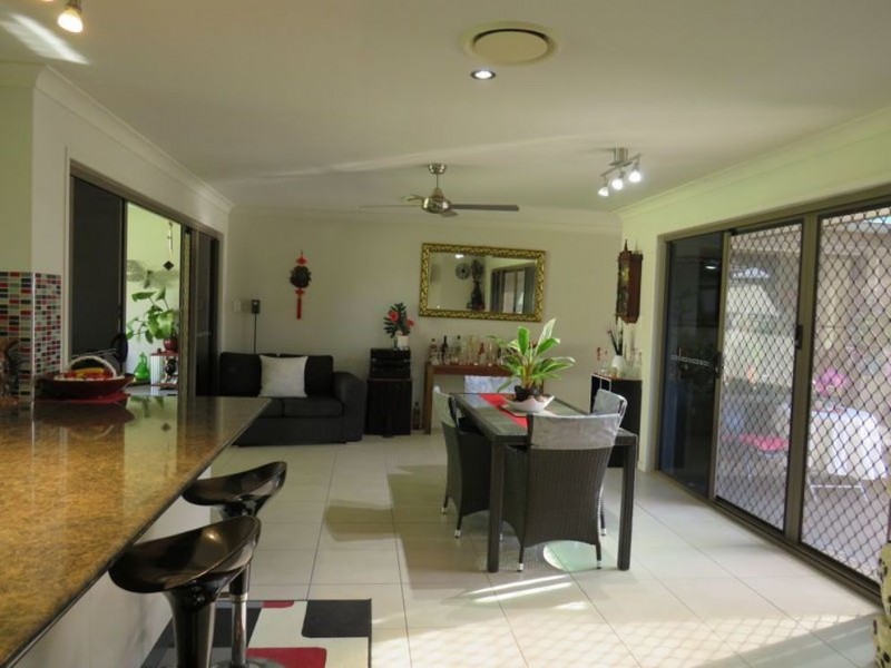 2 Steeley Street, Howard QLD 4659