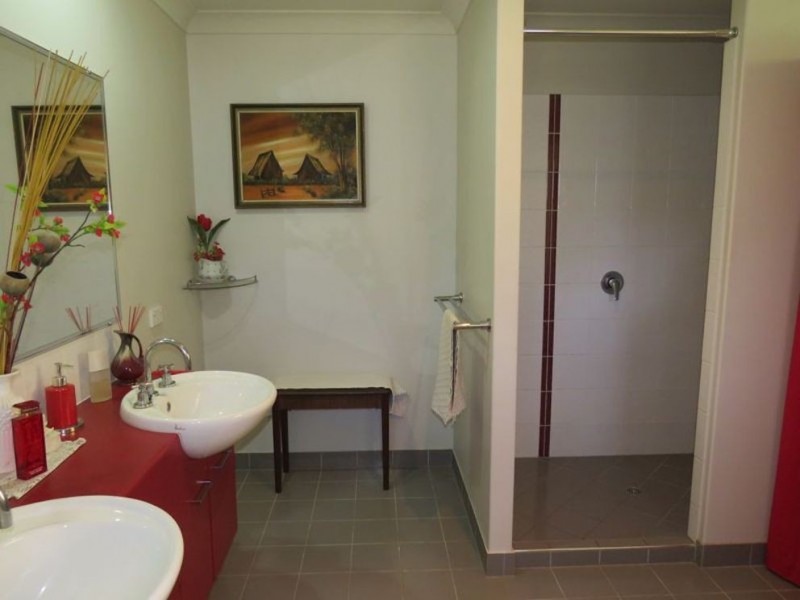 2 Steeley Street, Howard QLD 4659