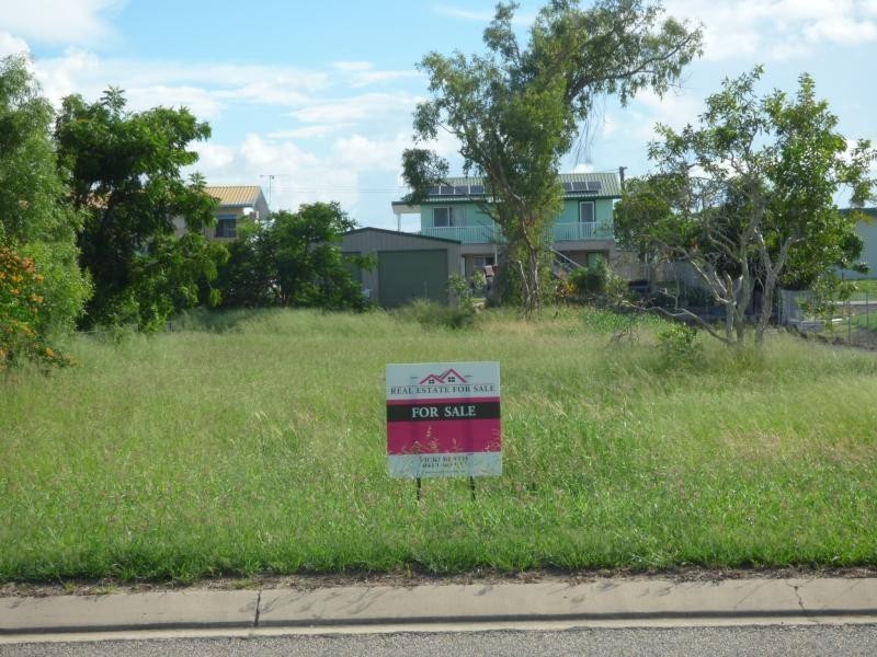 47 Elphinstone Street, Bowen QLD 4805