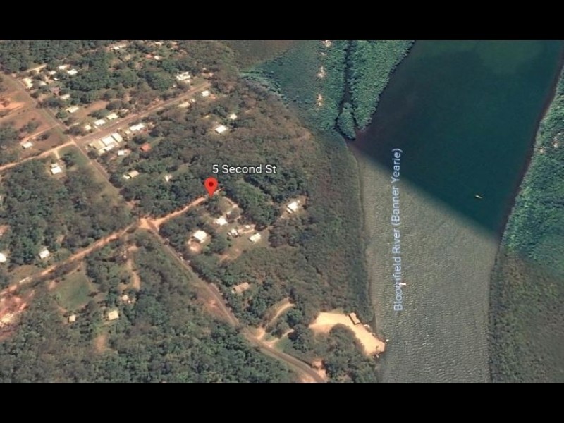5 Second Street, Bloomfield QLD 4895