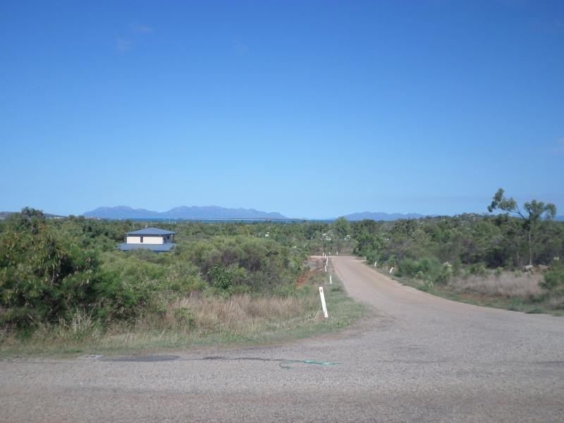 5 BAYVIEW CRESCENT DRIVE, Bowen QLD 4805