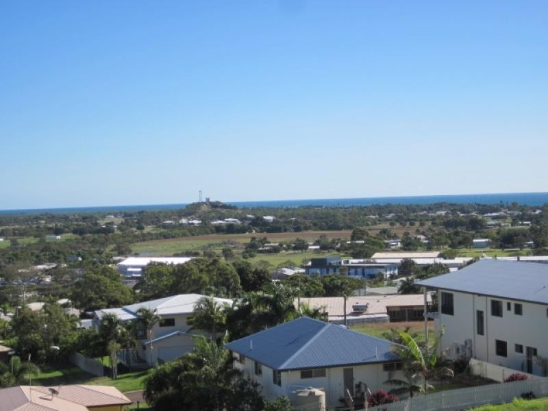 32 Tynwald Avenue, Bowen QLD 4805