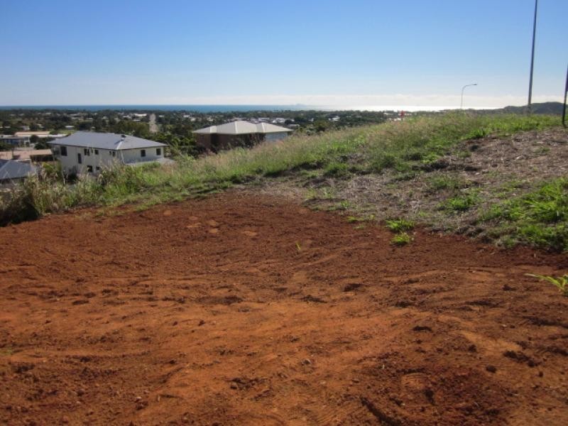 32 Tynwald Avenue, Bowen QLD 4805