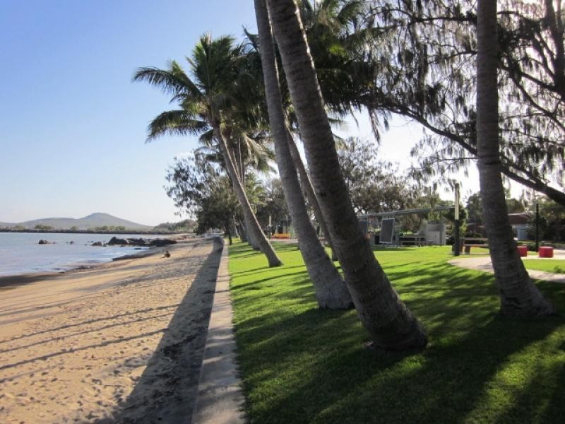 61 DALRYMPLE/BRISBANE STREET, Bowen QLD 4805