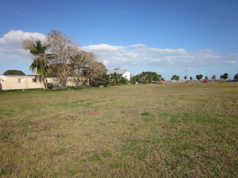 61 DALRYMPLE/BRISBANE STREET, Bowen QLD 4805