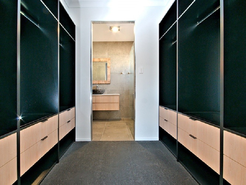 Blackstone QLD 4304