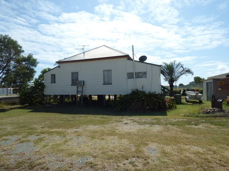 33 Dalrymple Street, Bowen QLD 4805