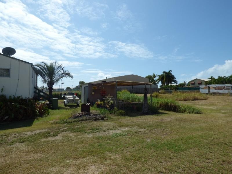 33 Dalrymple Street, Bowen QLD 4805