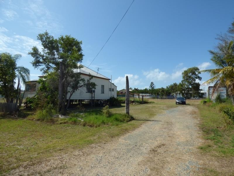 33 Dalrymple Street, Bowen QLD 4805