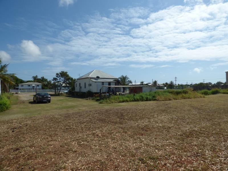 33 Dalrymple Street, Bowen QLD 4805