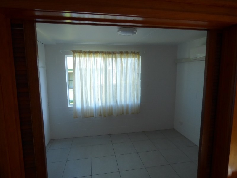 12 Wentworth Street, Bowen QLD 4805