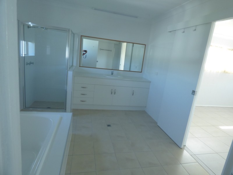 12 Wentworth Street, Bowen QLD 4805