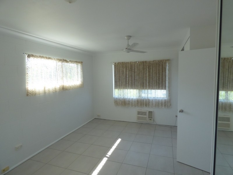 12 Wentworth Street, Bowen QLD 4805