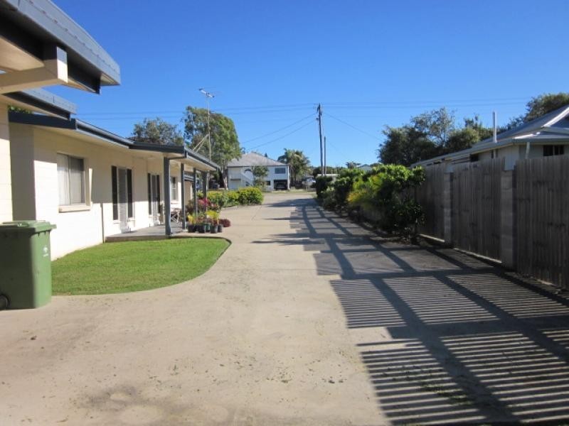 Unit 1/57 Poole Street, Bowen QLD 4805