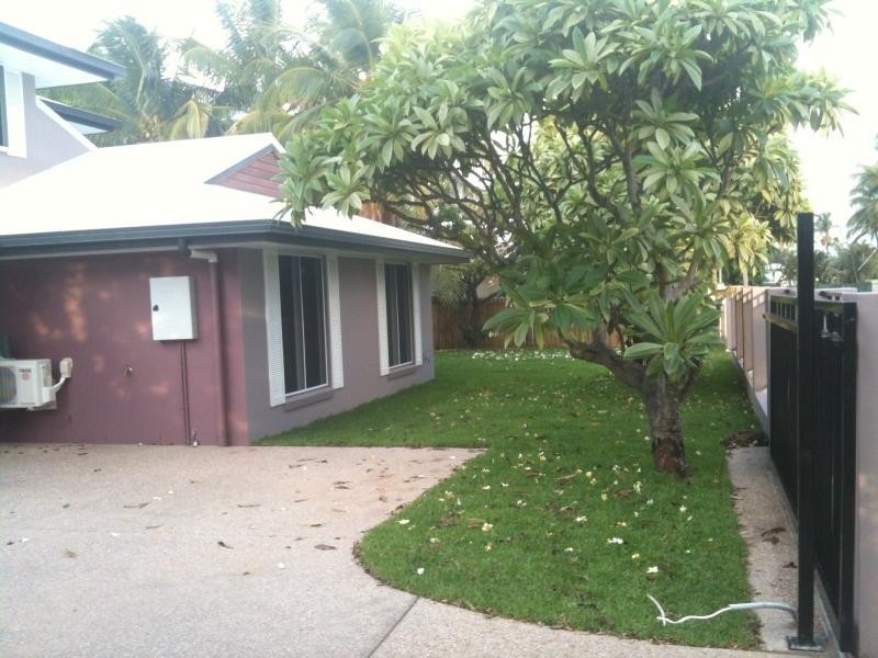 6 Howard Street, Bowen QLD 4805