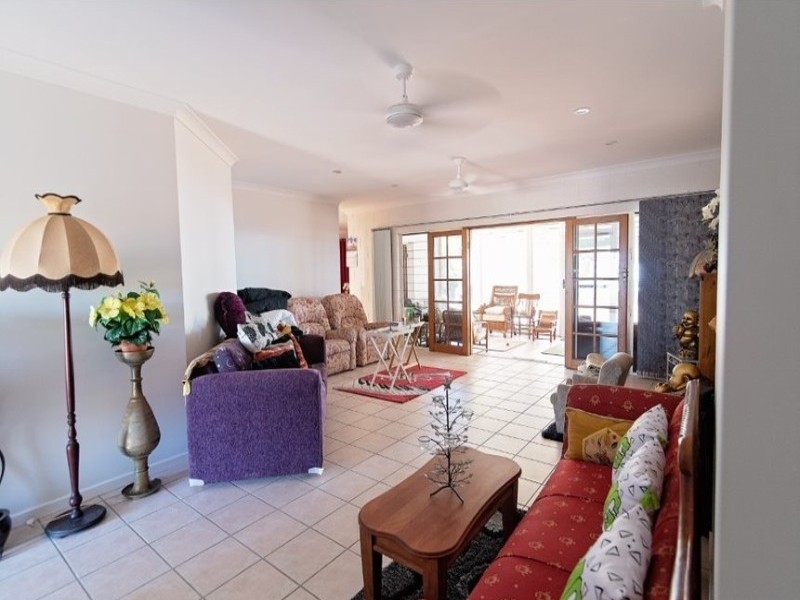 14 Baxter Avenue, Bowen QLD 4805