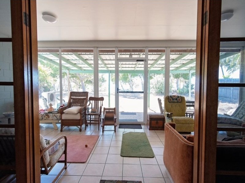 14 Baxter Avenue, Bowen QLD 4805