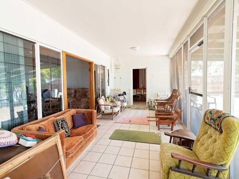 14 Baxter Avenue, Bowen QLD 4805