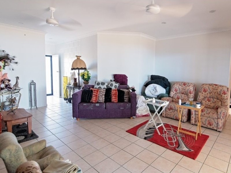 14 Baxter Avenue, Bowen QLD 4805